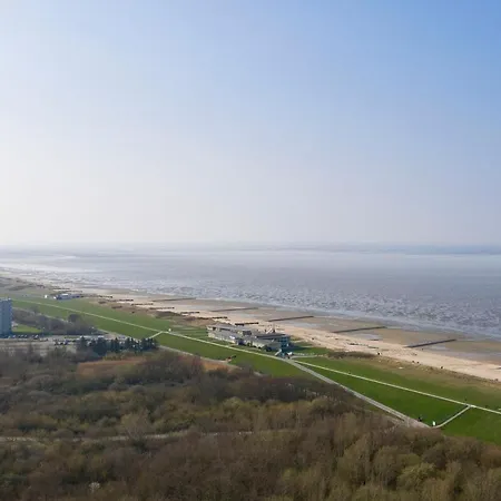 Apartment Trafalgar 326 *